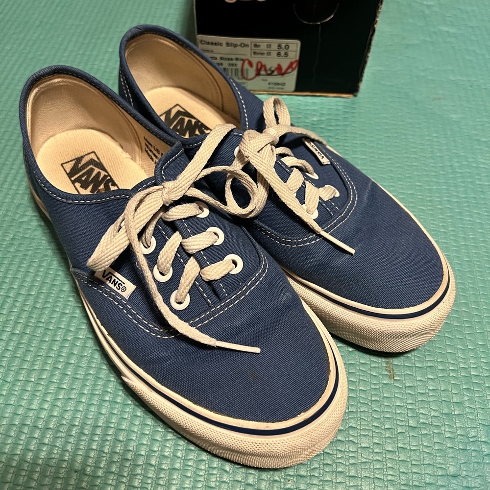 Navy blue Vans Authentic sneakers